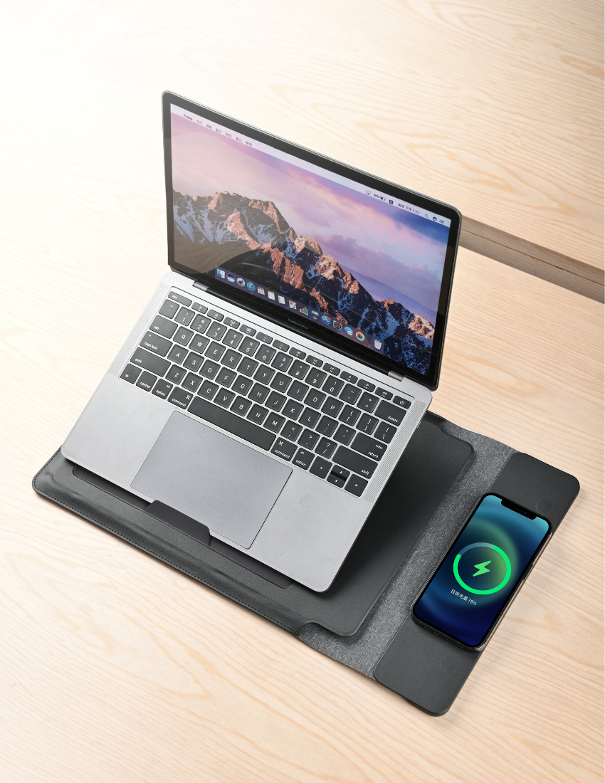 Multifunctional Laptop Sleeve with 3-in-1 MagSafe Charger